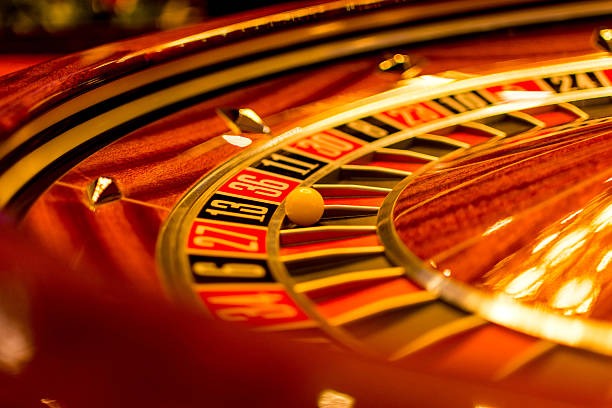 java slot platform interface showing sportsbook, live-dealer tables, slot games, and esports markets